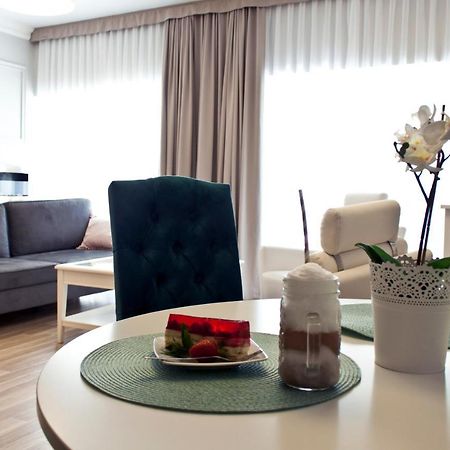 Aparthotel Przy Plazy ミエンジズドロイェ エクステリア 写真