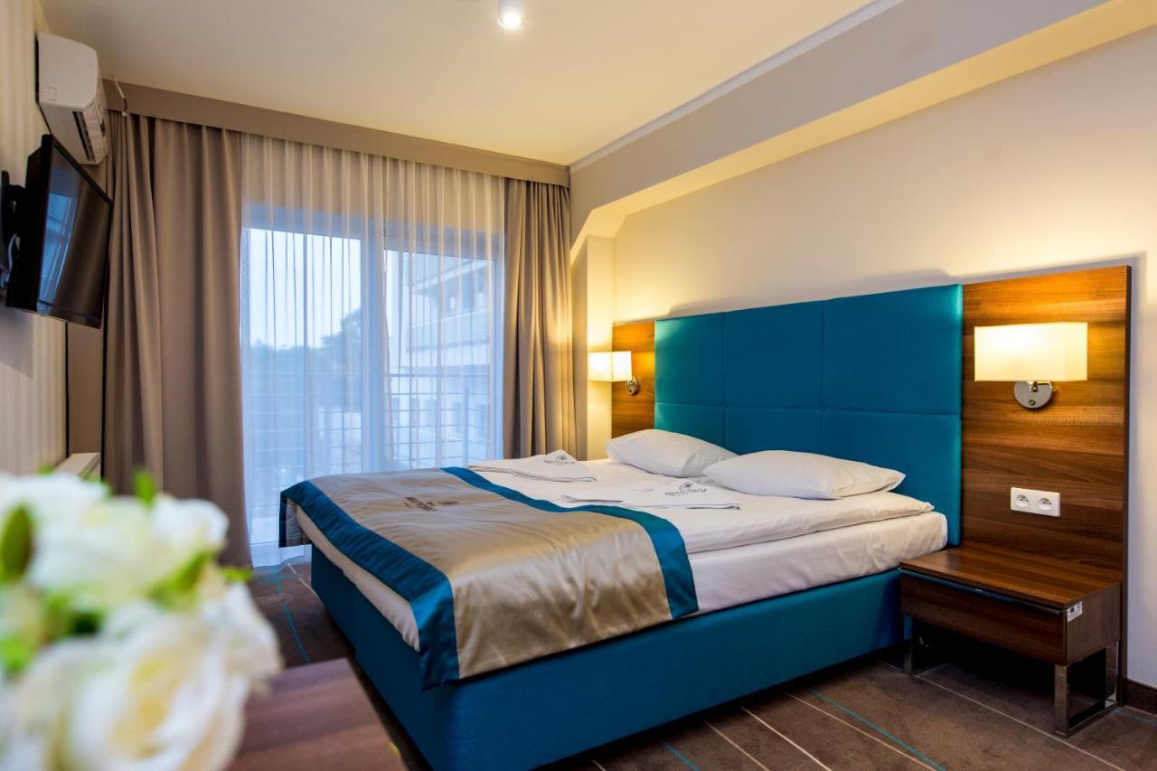 Aparthotel Przy Plazy ミエンジズドロイェ エクステリア 写真