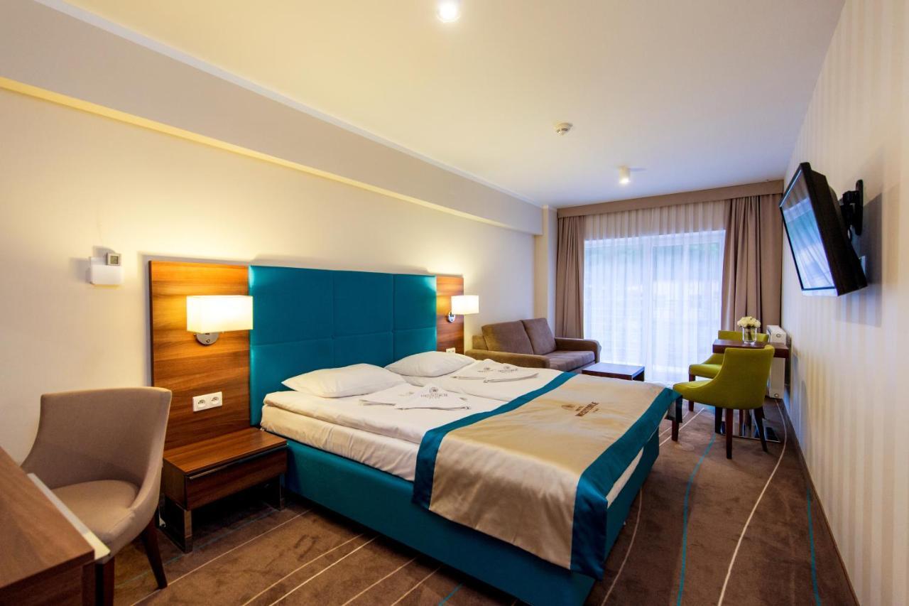 Aparthotel Przy Plazy ミエンジズドロイェ エクステリア 写真