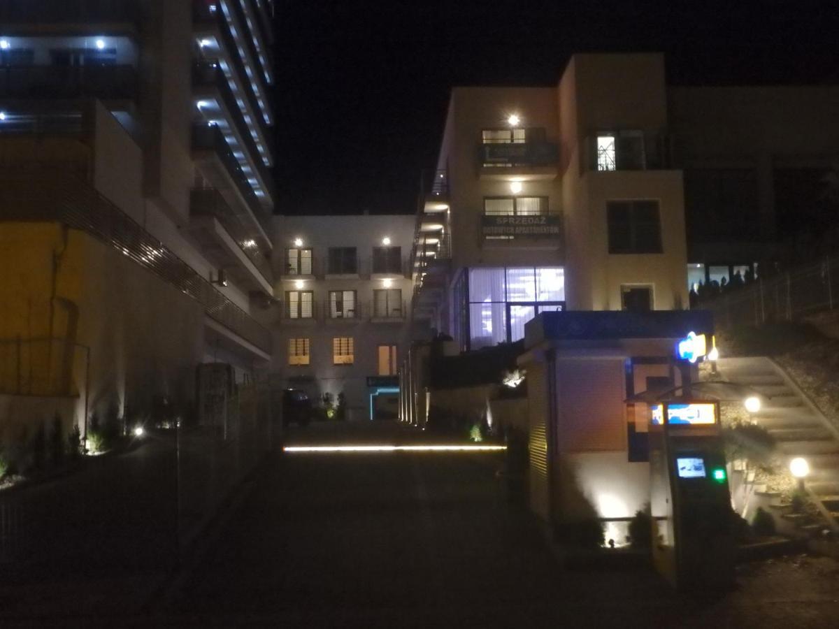 Aparthotel Przy Plazy ミエンジズドロイェ エクステリア 写真