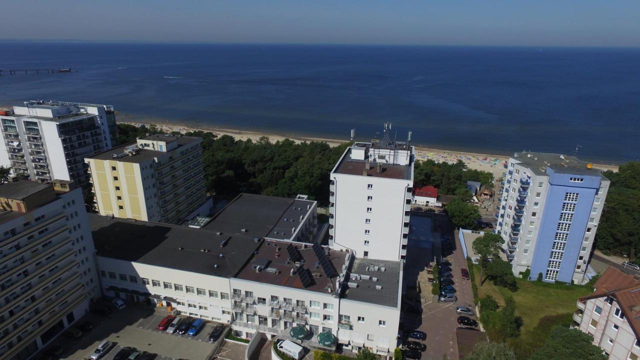 Aparthotel Przy Plazy ミエンジズドロイェ エクステリア 写真