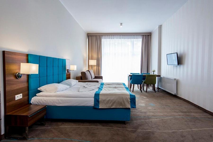 Aparthotel Przy Plazy ミエンジズドロイェ エクステリア 写真